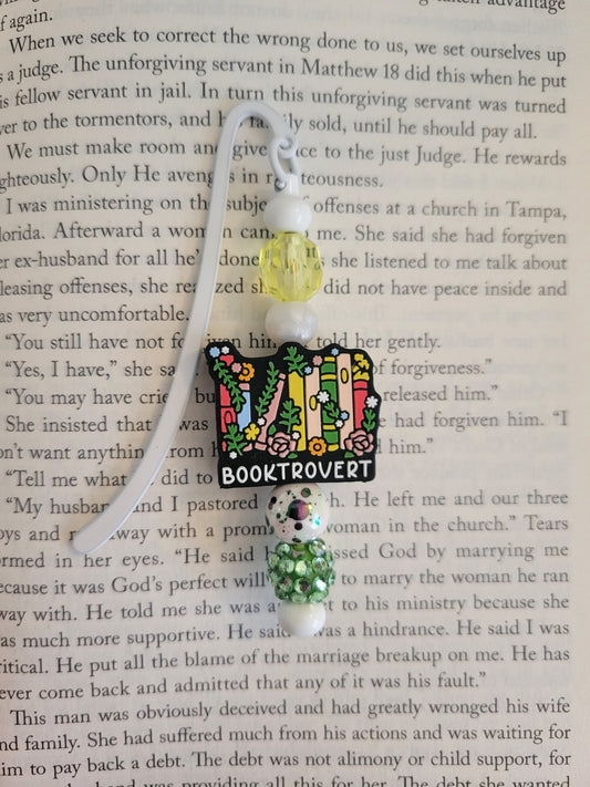 Booktrovert Beaded Bookmark